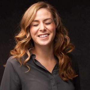 Meet your Posher, Loni